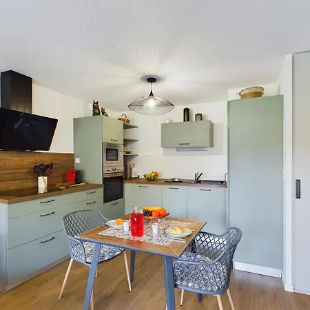 -birdy- Chaleureux T2, Renove Avec Parking Apartmán *